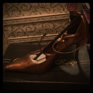 Vintage heel